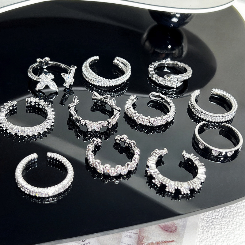 Hot-selling bestseller, fashionable and exquisite, full diamond butterfly style, cross-opening ring, women's light luxury, high-end, niche ring Specification drawing