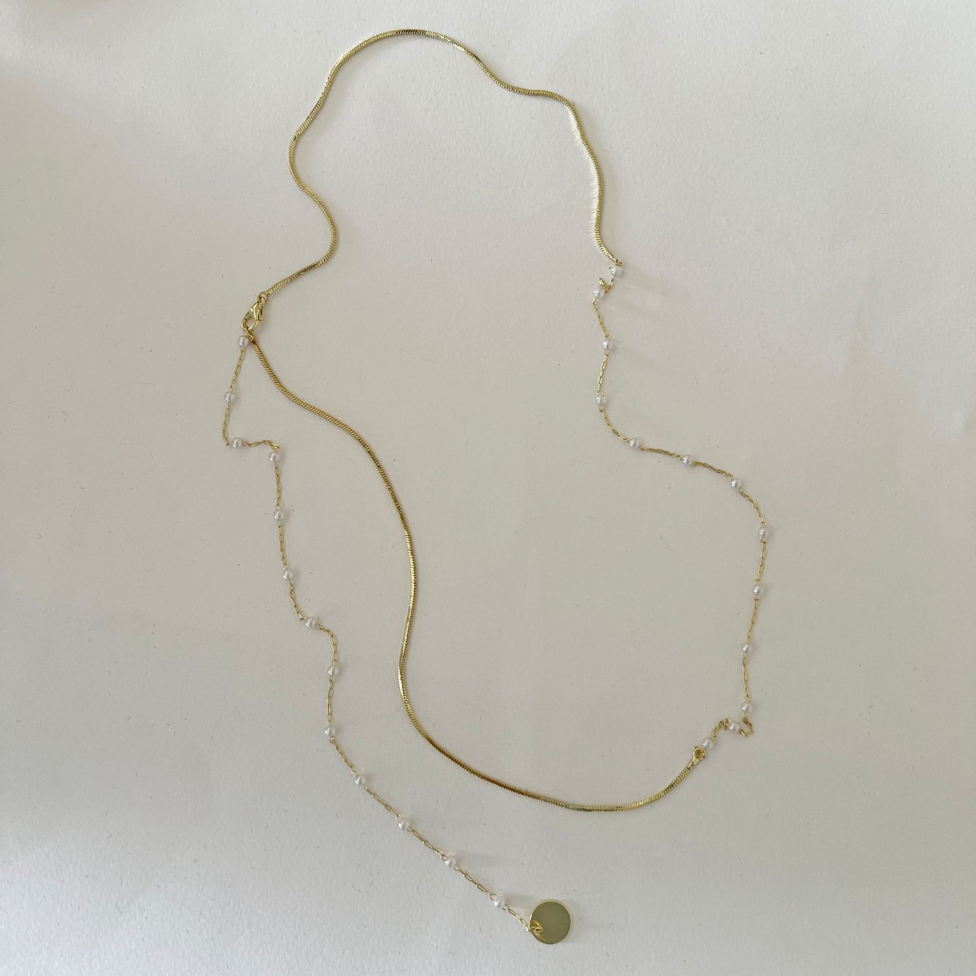 2024 New French romantic layered pearl necklace for women, a versatile collarbone chain with a niche design sense Specification drawing