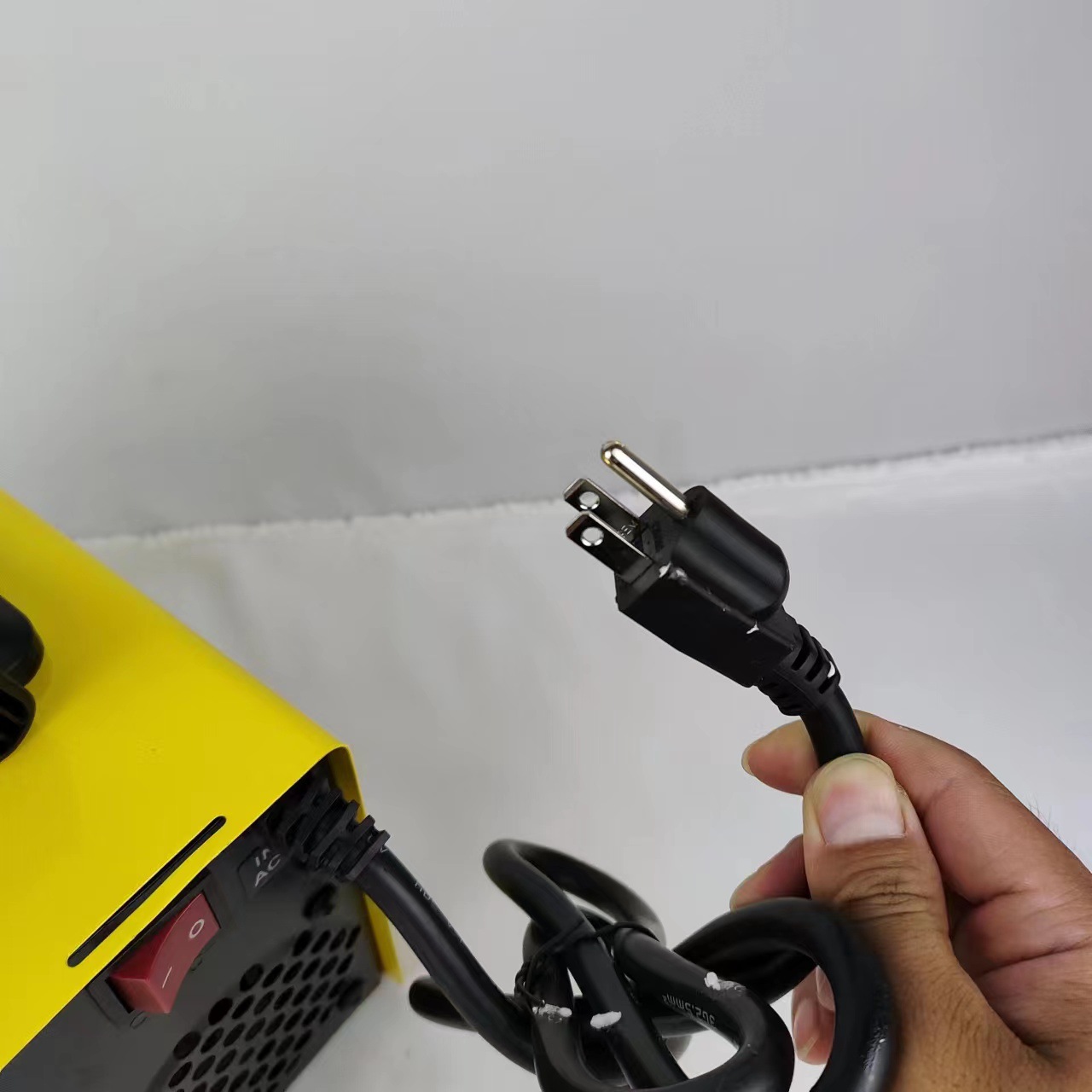 Cross-border electric welding machine MMA300, household small portable 110V welding machine, inverter welding machine, IGBT welding machine details Picture