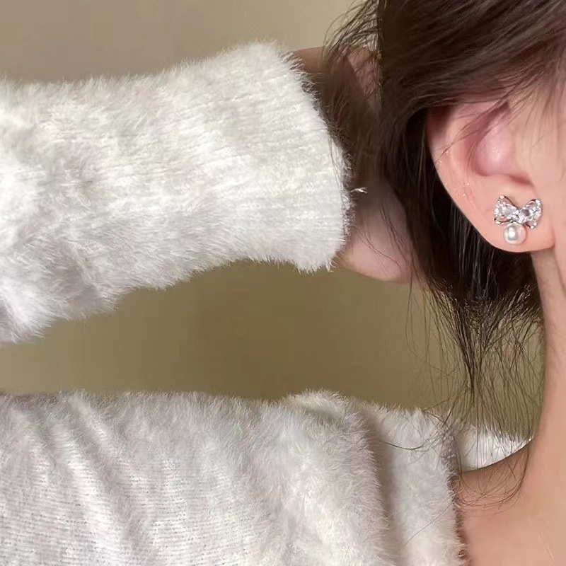 s925 Light Luxury High-end Bow Zircon stud Earrings for Women 2025 New i Niche Design sense Pearl pendant earrings Application Scenario
