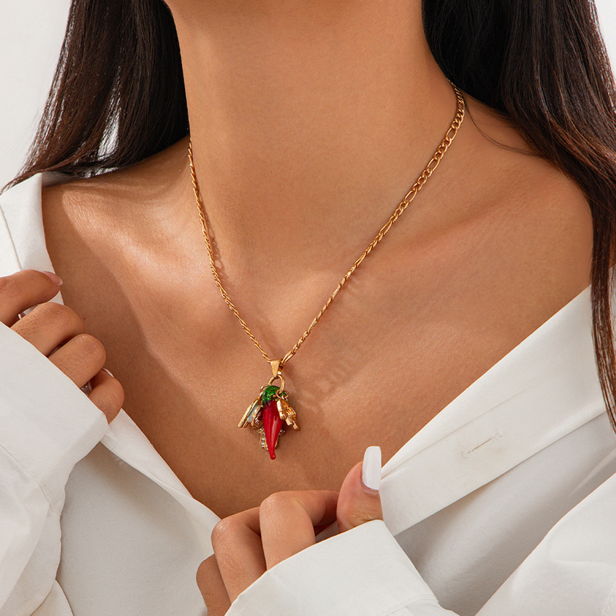 European and American cross-border jewelry, InS-style Buddha's hand and eye alloy pendant necklace, conch acrylic rice beads collarbone chain details Picture
