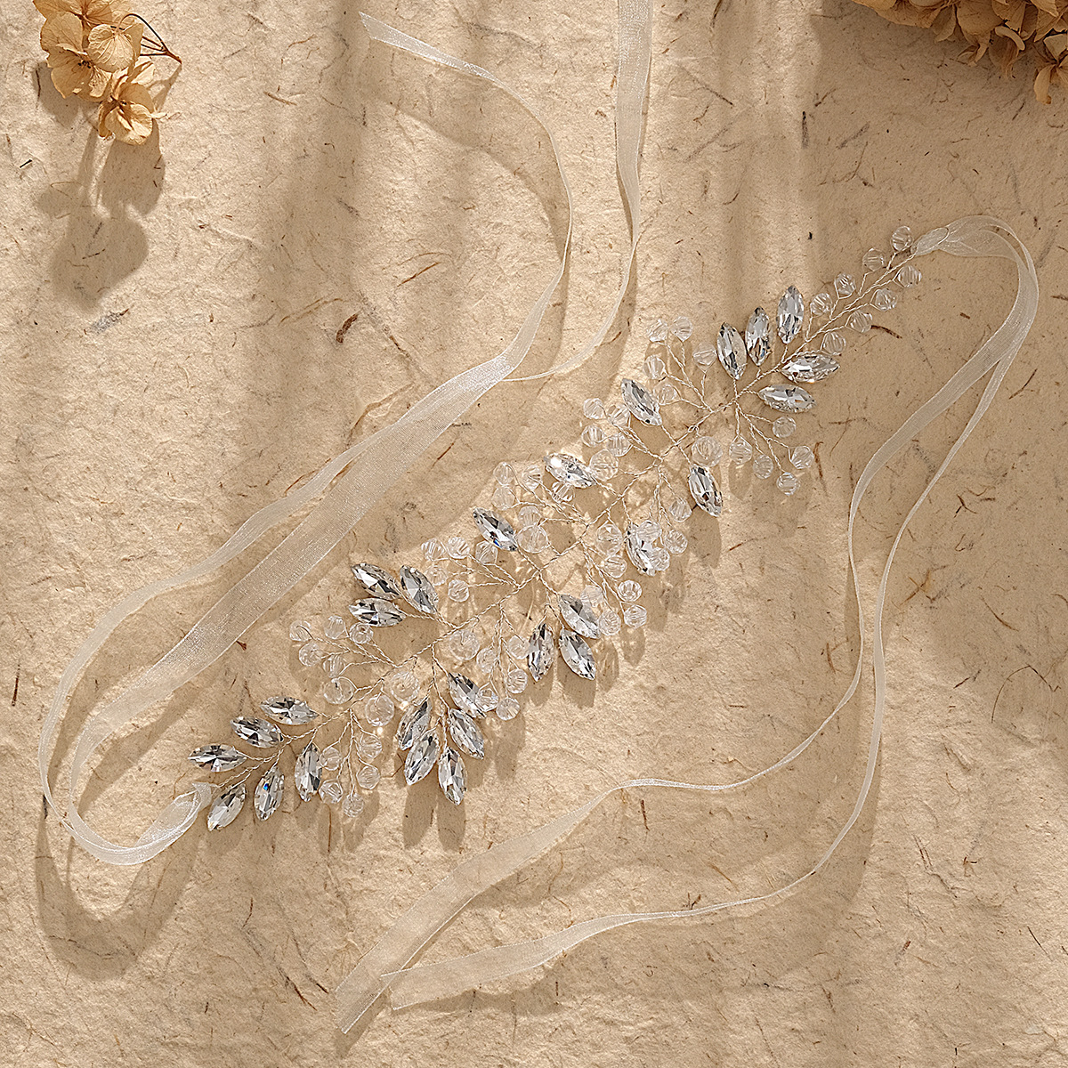 European and American brand headwear, crystal hair bands, hand-designed bridal accessories, water diamond hair bands, cross-border wholesale supply Application Scenario