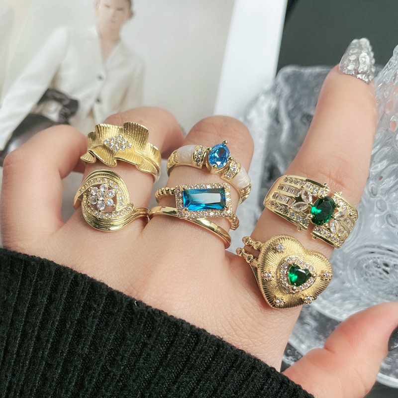 The 2024 new retro and Chinese style brushed heart-shaped opening ring is exquisite, versatile and high-end for women. It's a trendy and cool index ring full figure