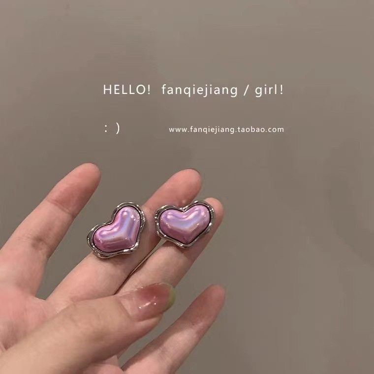 Korean-style silver needle heart-shaped flower earrings, with a unique design sense, sweet and elegant temperament, and a high-end feel, are versatile pearl stud earrings Specification drawing