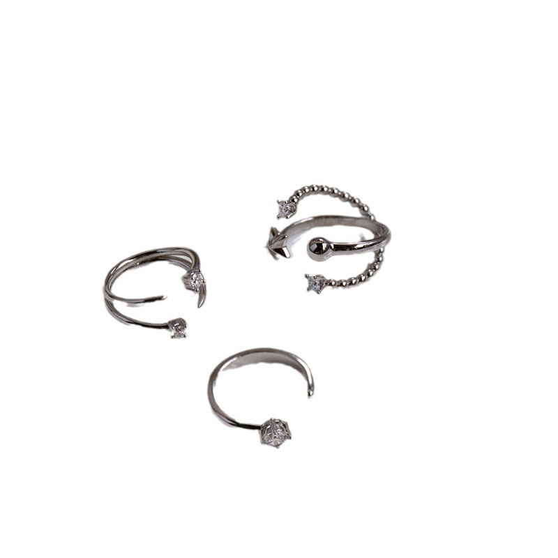 The ring actress Moon style combination ring accessory is exquisite, fashionable and versatile. It's an Instagram minimalist and unique ring with a cold style Item Picture