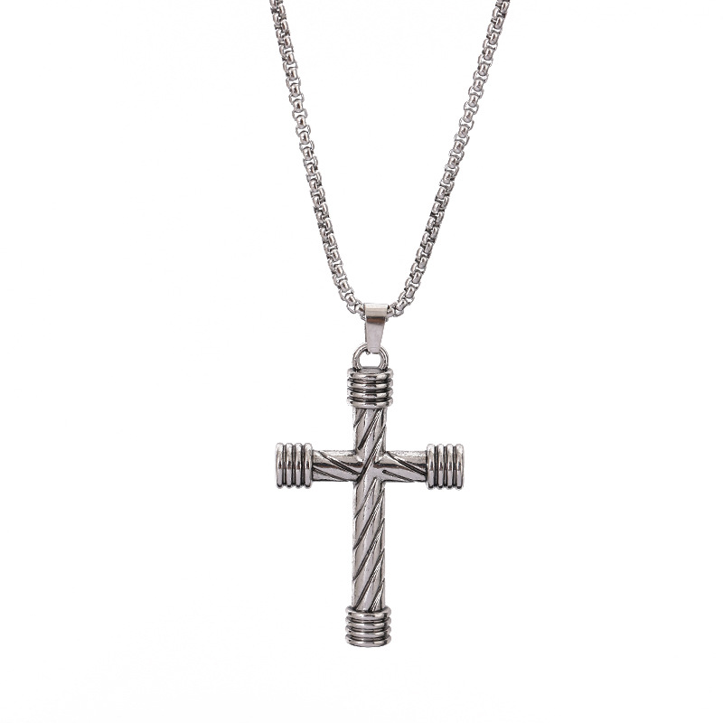 European and American cross-border trade titanium steel retro cross pendant, cool and individual hip-hop accessory necklace, collarbone chain accessory Item Picture