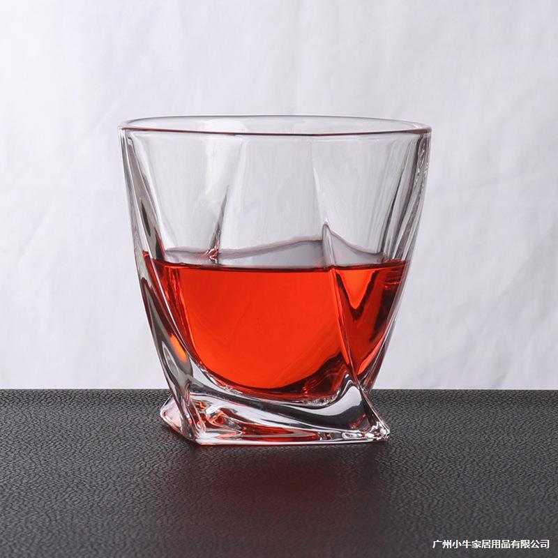 Wholesale of creative geometric dancing glass water glasses, whisky wine glasses, twisted wine glasses, transparent ice-cold beer glasses details Picture