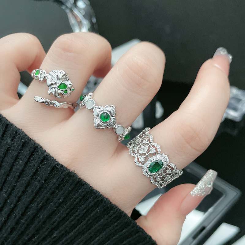 A niche high-end court-style hollowed-out brushed retro open ring for women on Instagram, a cold style imitation emerald ring details Picture