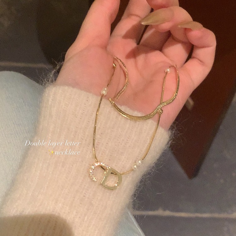 French light luxury retro two-piece letter necklace 2024 Niche design collarbone chain wholesale accessories Specification drawing