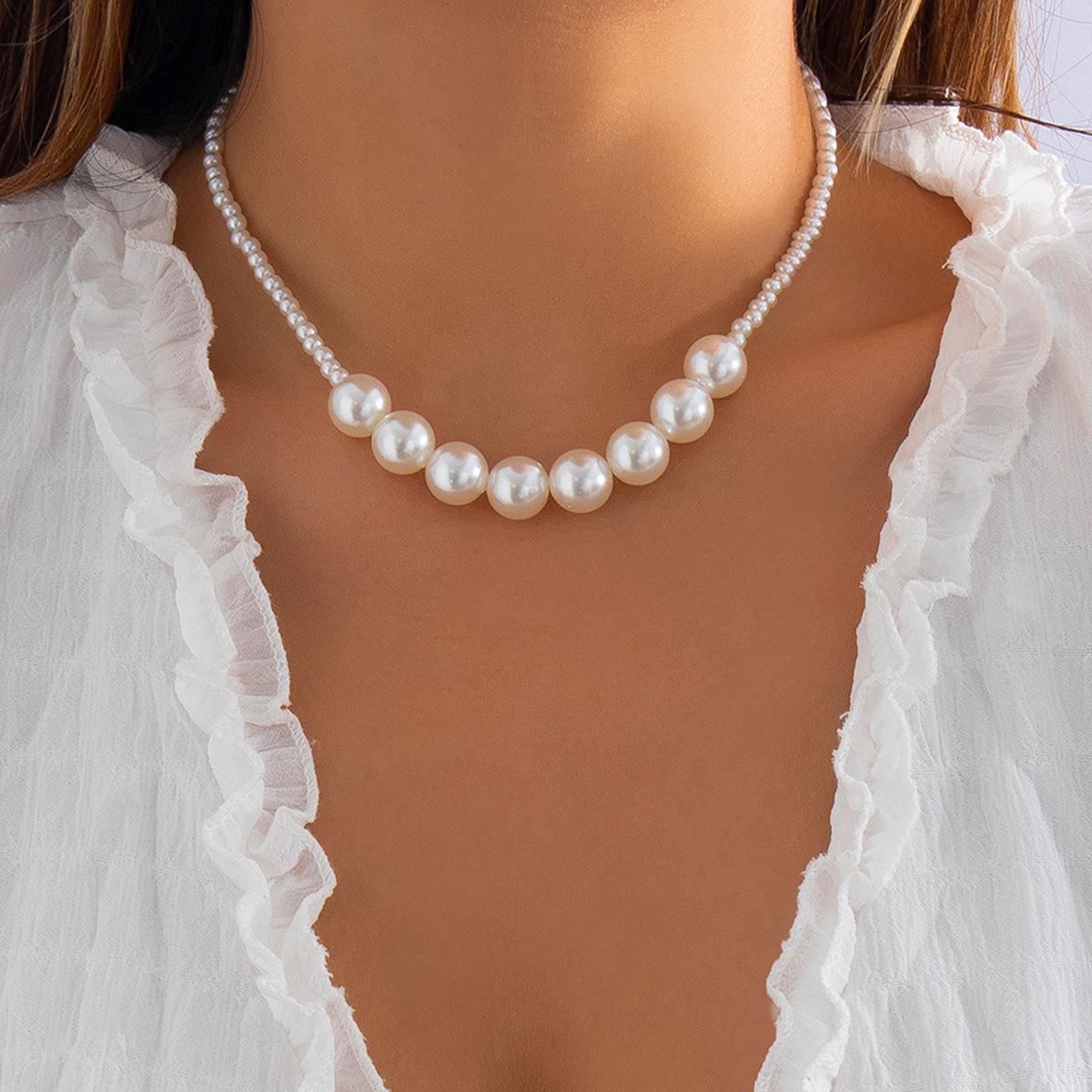 European and American cross-border jewelry, retro imitation pearl spliced simple necklace, women's creative and elegant, round bead chain stacked necklace Specification drawing