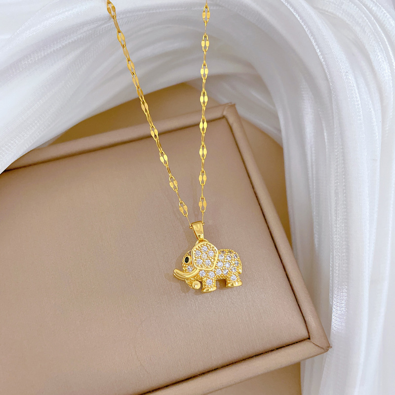 【 Titanium Steel 】 Light luxury micro-inlaid real gold three-dimensional elephant necklace for women, new collarbone chain, light luxury and niche design sense Application Scenario