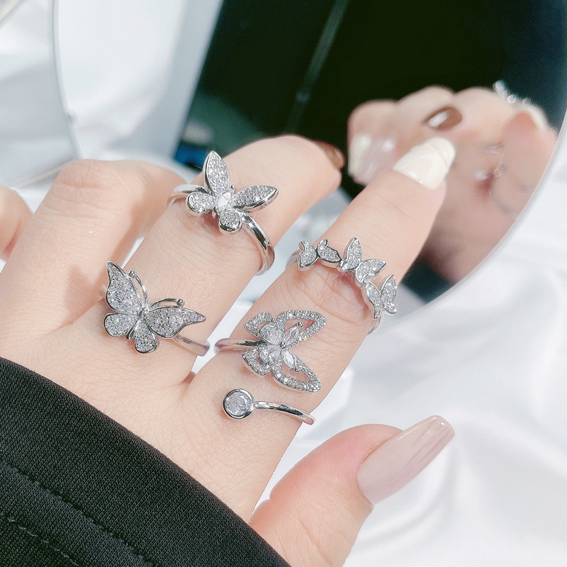 French high-end diamond-encrusted butterfly opening ring for women, a light luxury and niche design, exquisite and elegant, versatile and multi-layered ring Application Scenario