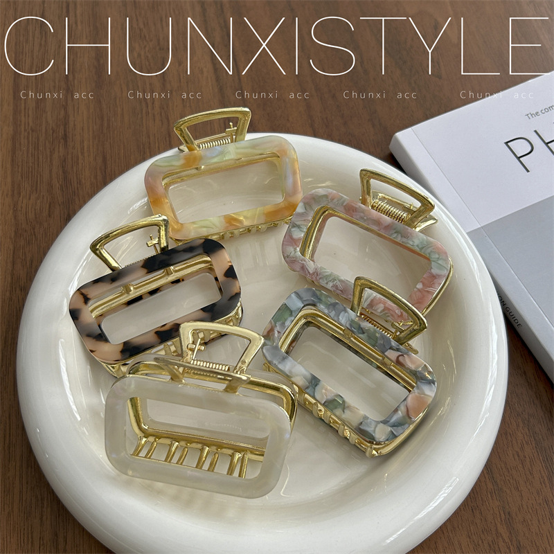 High-grade acetic acid + alloy ~ Simple square grab clip, shark clip, medium-sized hair clip, back head coil hair clip, children's hair accessory full figure