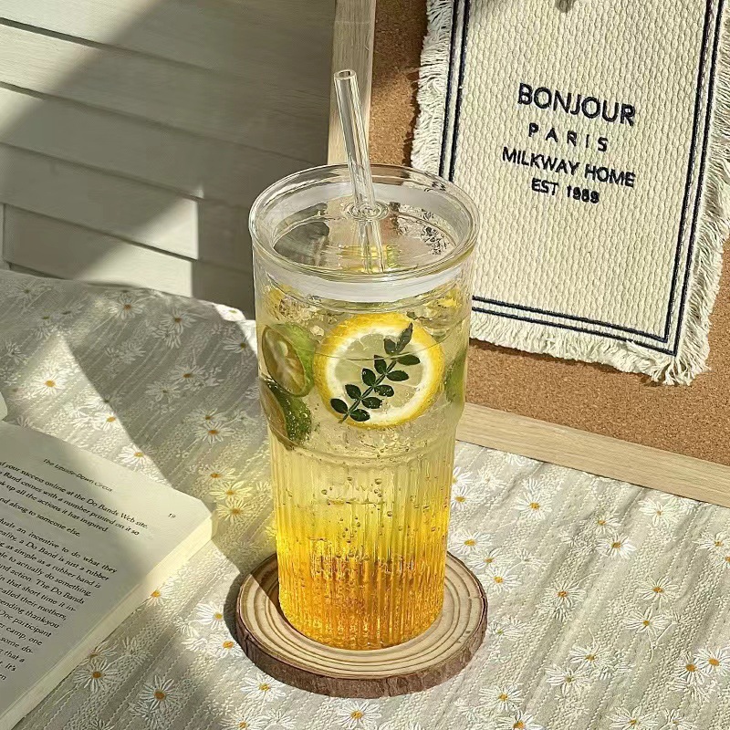 Ins-style vertical striped glass cup for drinking, with lid, high appearance level, household milk cup, summer large-capacity water cup Application Scenario