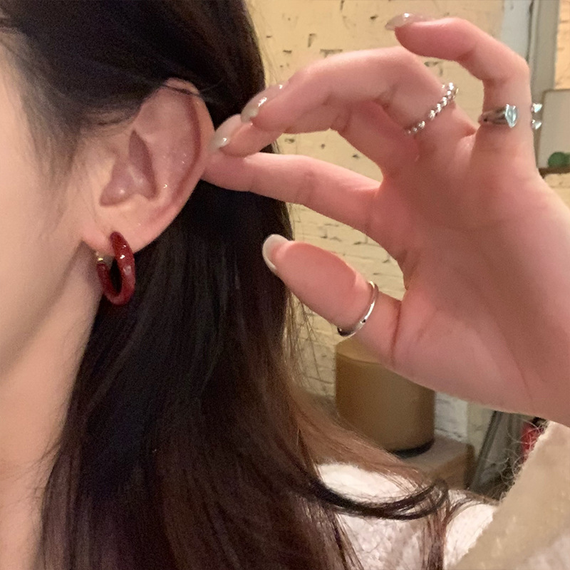 Ankela red small ear ring women's niche design autumn and winter retro earrings, high-end and versatile, exquisite earrings wholesale details Picture