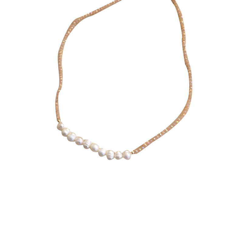 Hot Girl Summer colorful beaded pearl necklace, design sense, niche and versatile necklace, women's collarbone chain accessory Item Picture