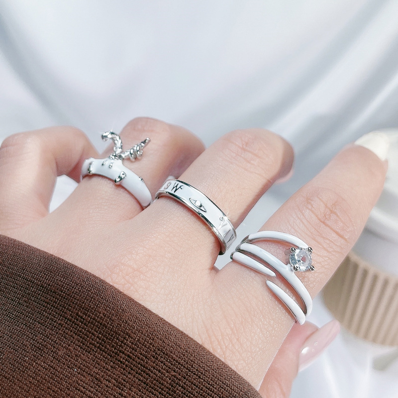 Simple and fashionable white series glazed open ring, irregular sweet and cool fashion, ins cold style niche ring Application Scenario
