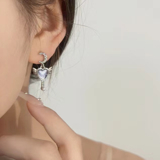 Iridescent heart Angel Wing ear studs Star Moon Asymmetrical ins water style Niche design high-end earrings Specification drawing