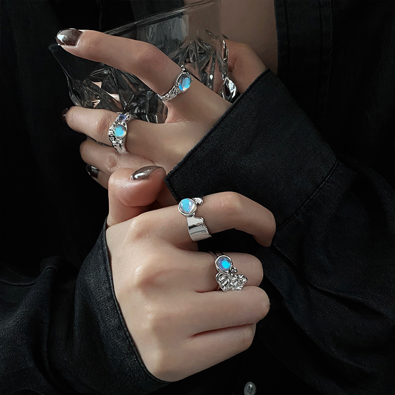 Korean version opal couple open ring, women's Instagram niche design index finger ring, high-end, fashionable and individual ring full figure