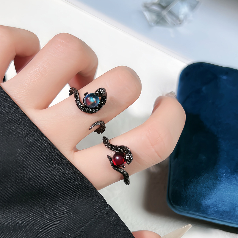 Punk texture serpentine moonstone personalized open ring, neutral trend cool couple ring, fashionable niche accessory details Picture