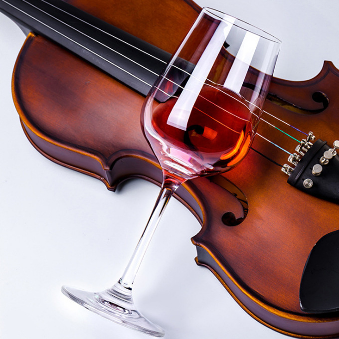 Wholesale of crystal glass cups, red wine glasses, household European-style large-bellied wine sets, highball glasses and wine glasses full figure