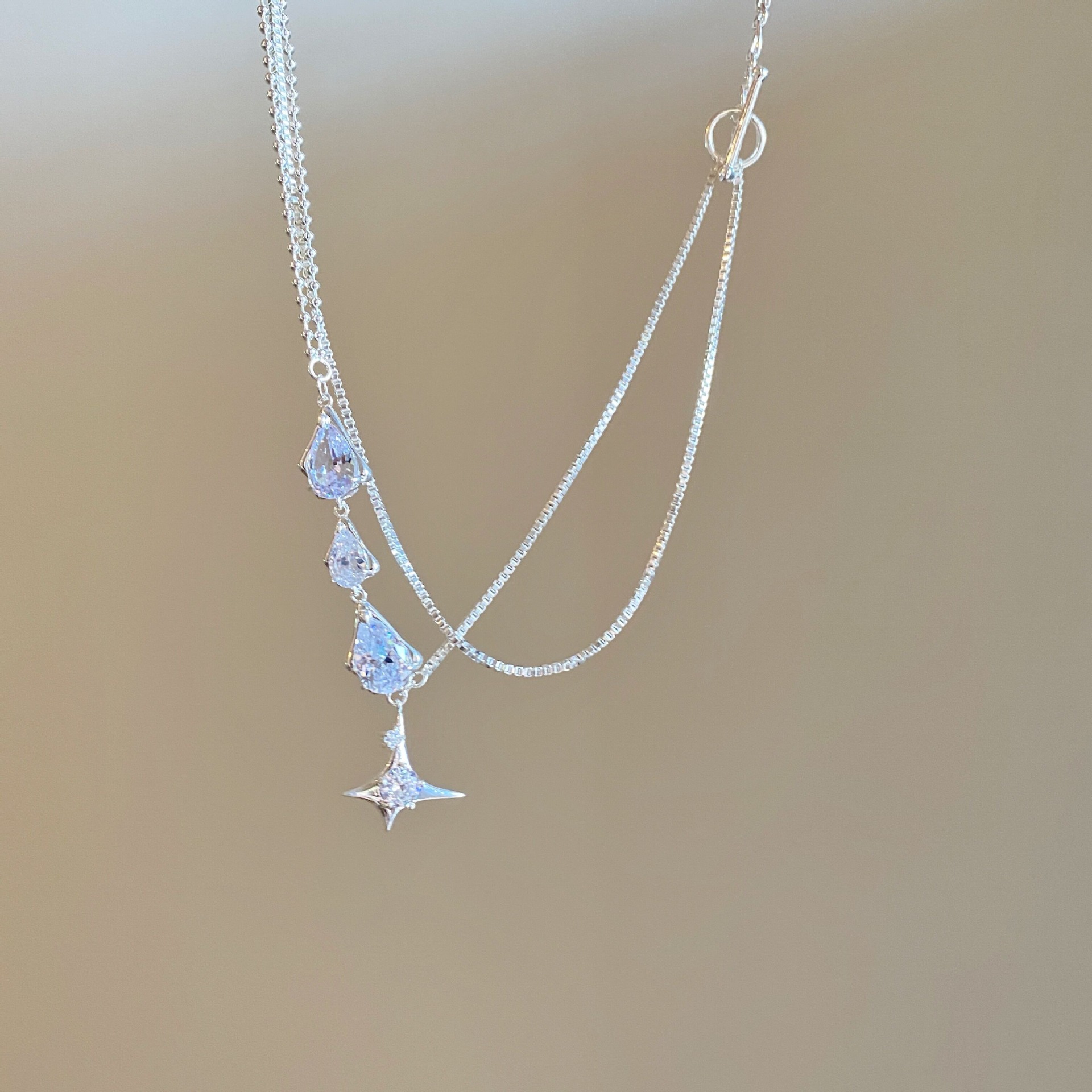"Galaxy Tilt" Zircon water drop Light Luxury Niche Design necklace gift for women design neckchain collarbone chain Specification drawing