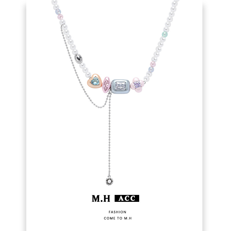 Wholesale of new sweet, cool and cute candy pearl necklace accessories with a unique design sense for women and a sweet girl's temperament Application Scenario