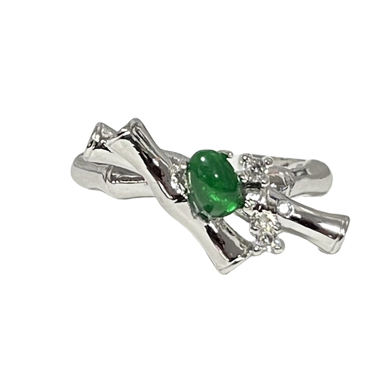 New Chinese-style French exquisite green diamond rosette star-shaped ring, feminine charm, niche bamboo joint cold style food ring Item Picture