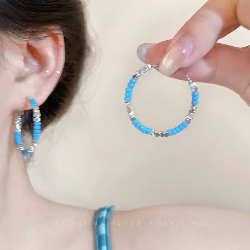 Blue Danube River Korean-style circle earrings, a niche design for women, are suitable for round faces as earrings and stud earrings Specification drawing