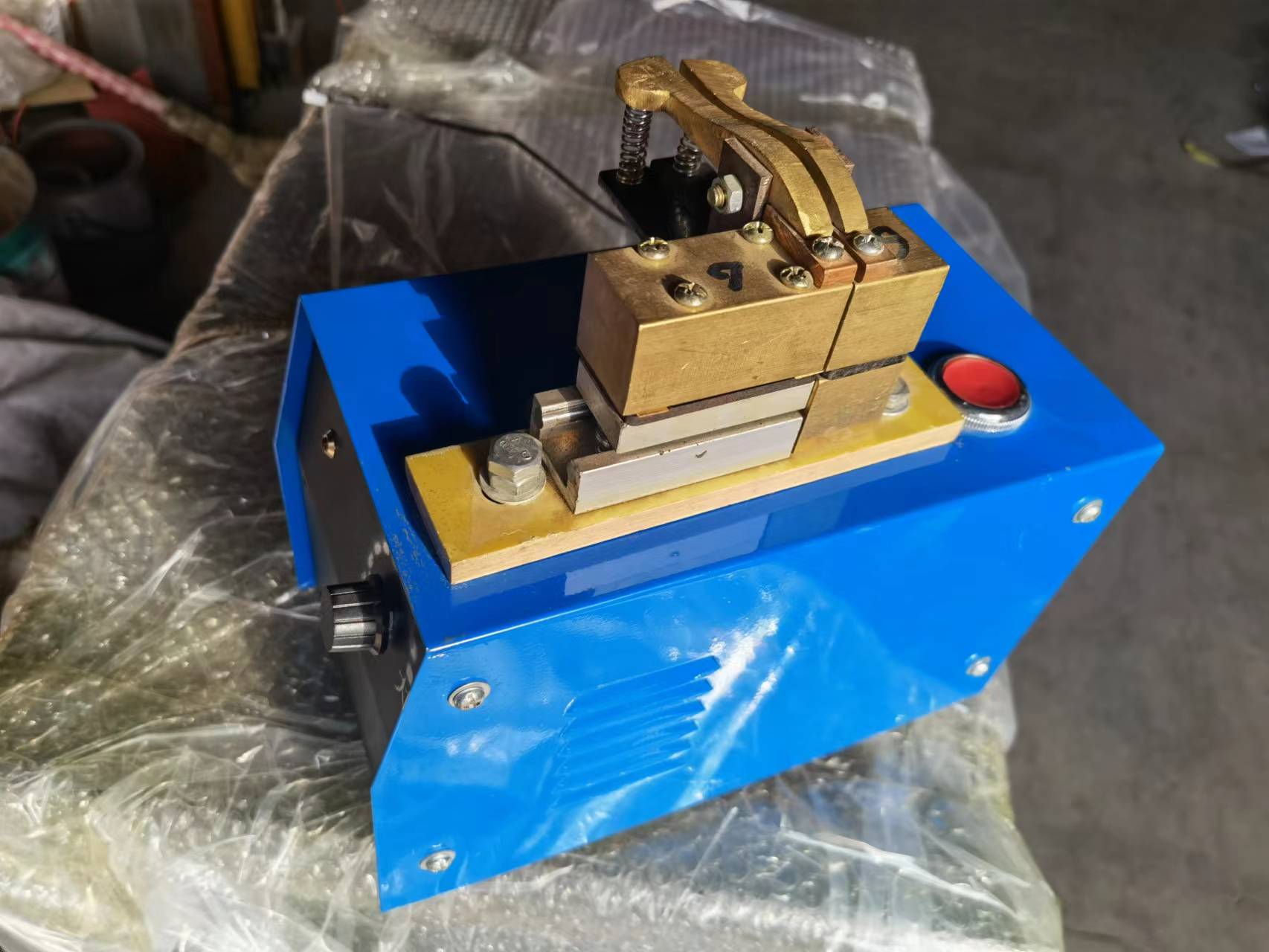 j8 butt welding machine un Mini 2 Steel Bar copper-iron Metal Stainless Steel Small spot welding machine Aluminum-iron wire top spot welding g3 undefined