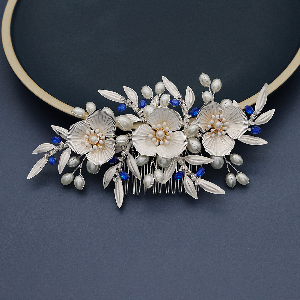 New wedding dress accessories: European and American retro flower-patterned pearl bouquets, bridal follow-up makeup sets, hair combs, dinner party headwear Specification drawing