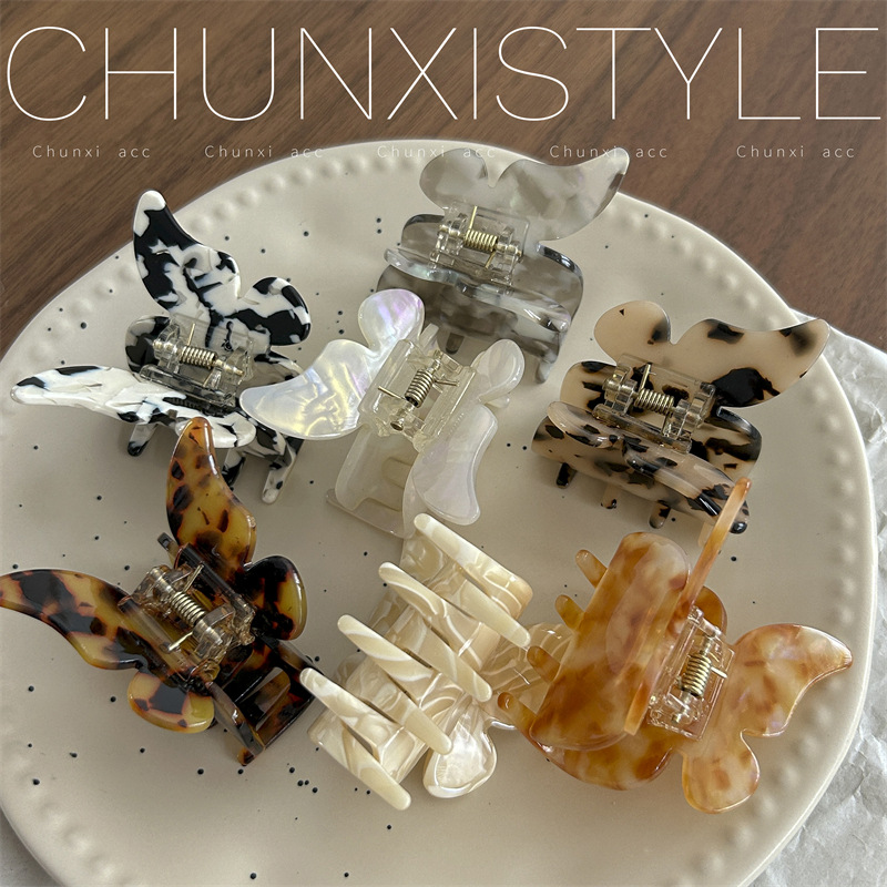 Super ethereal and romantic butterfly claw, French style acetate hair claw, back of the head clip, hair clip, hair accessory, headwear for women, spring and summer details Picture
