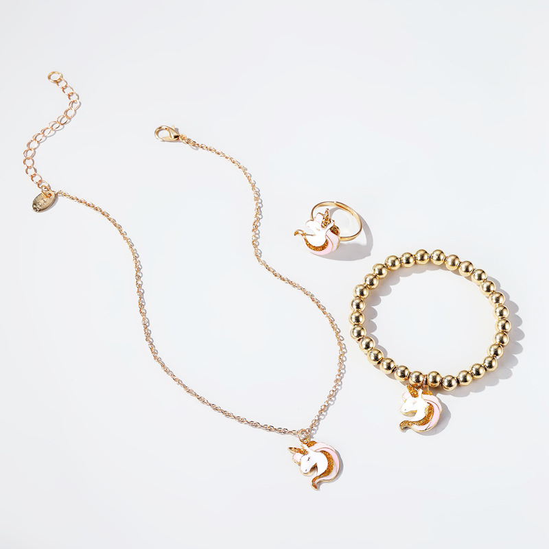 New cartoon jewelry, cute unicorn necklace, elastic bracelet ring, cross-border hot-selling accessories wholesale Application Scenario