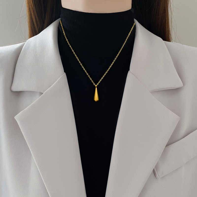 【 All-titanium Steel 】 Cold style water drop personalized minimalist style furnace real gold necklace, female Instagram Internet celebrity collarbone chain details Picture