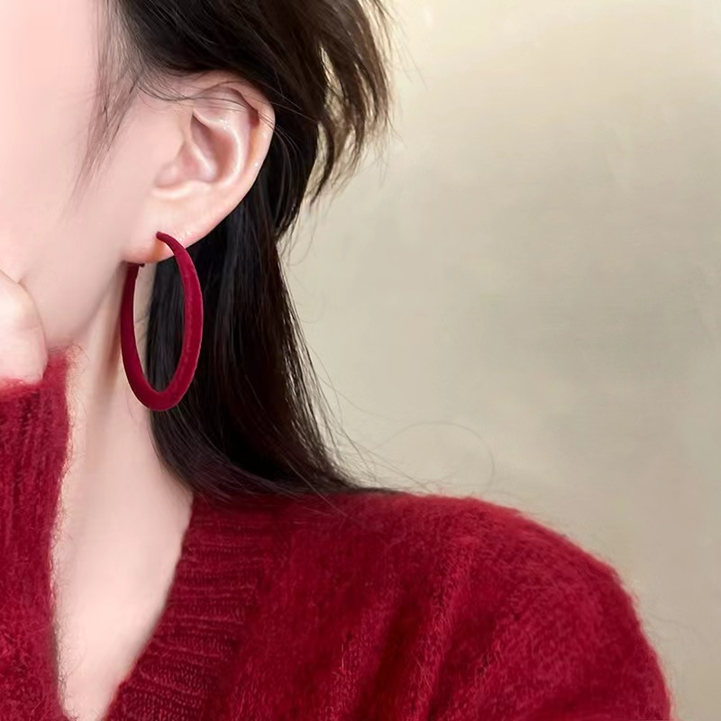Ankela Red velvet large ear ring women's autumn and winter retro high-end round face earrings 2025 new plain ring earrings details Picture