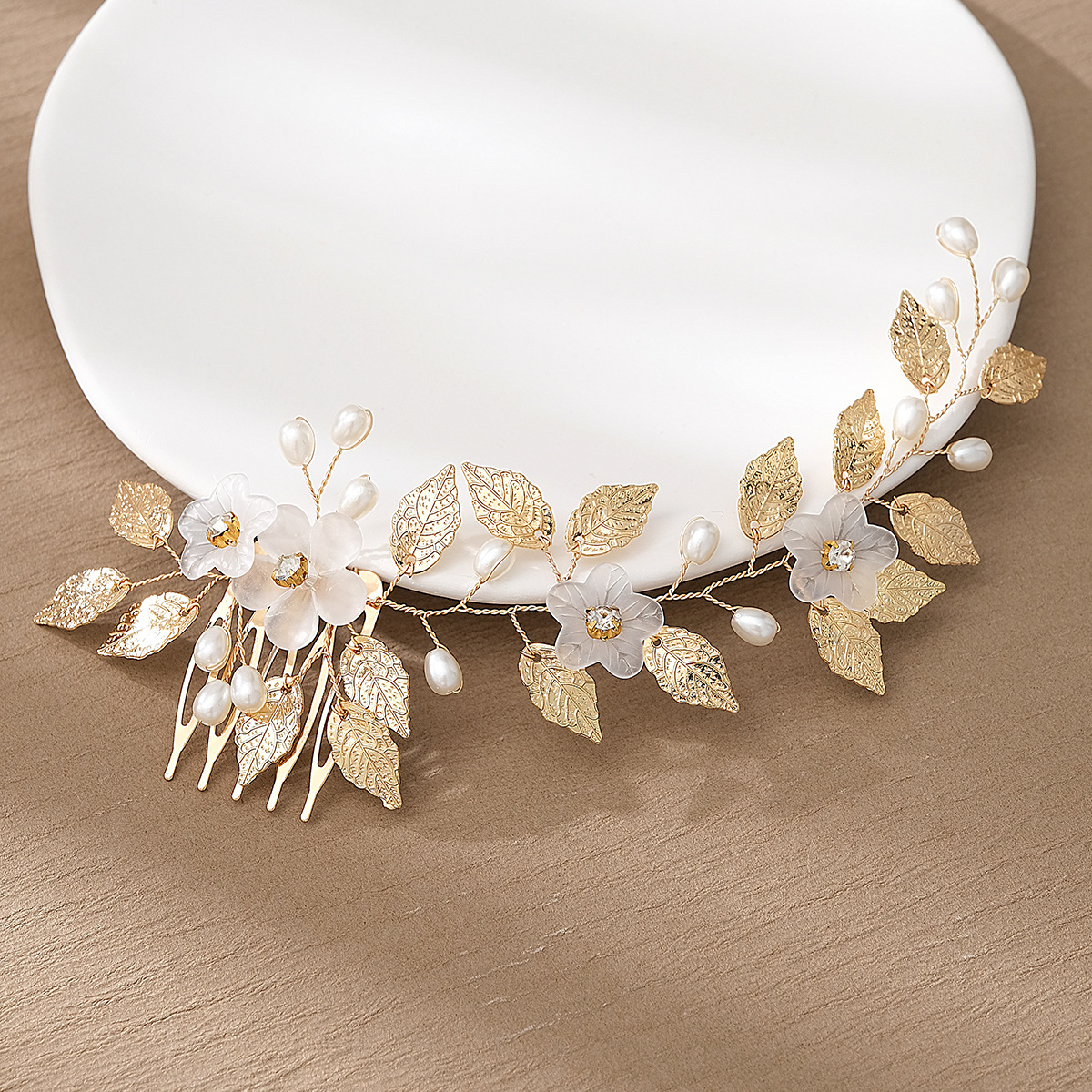 New Chinese-style bride's retro hair accessory, forest-themed leaf handcrafted hair bun comb, Xiuhe dress, cheongsam, versatile pearl hair comb Specification drawing