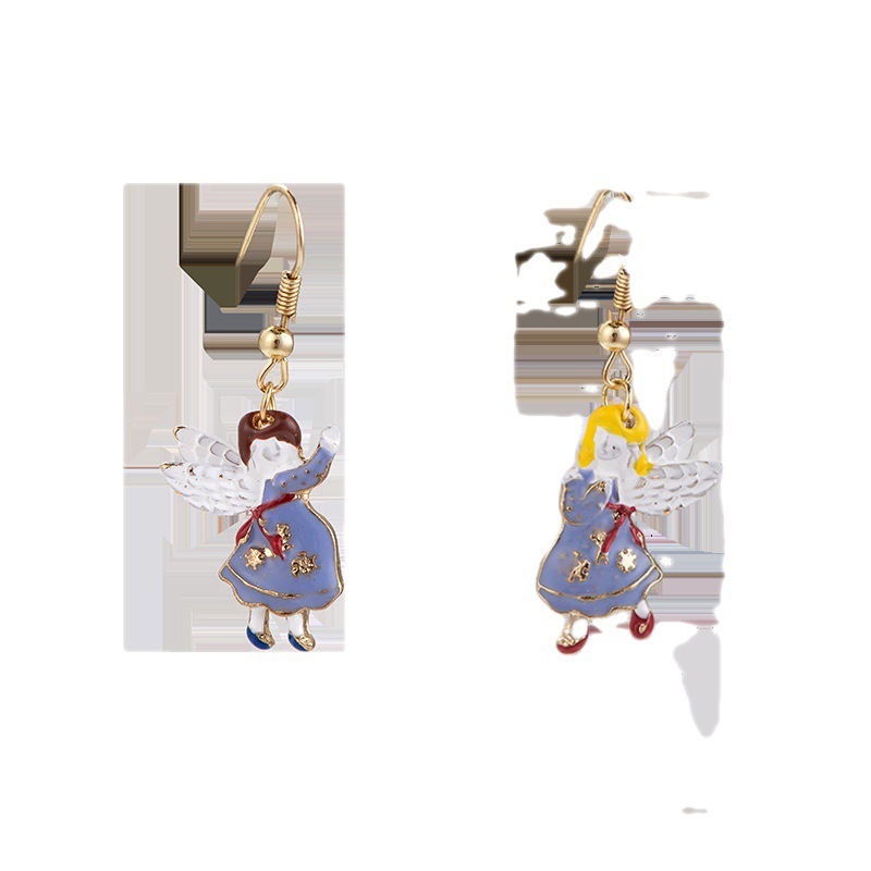 Heidi Clara's asymmetrical glazed, fresh, sweet and cute Korean fashion earrings, stud earrings, ear clips and earrings Item Picture
