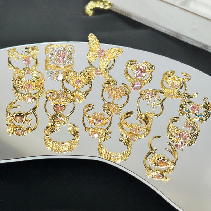 Sweet pink diamond crown butterfly exquisite and fashionable open ring for women, simple and versatile, unique and niche design sense ring Specification drawing