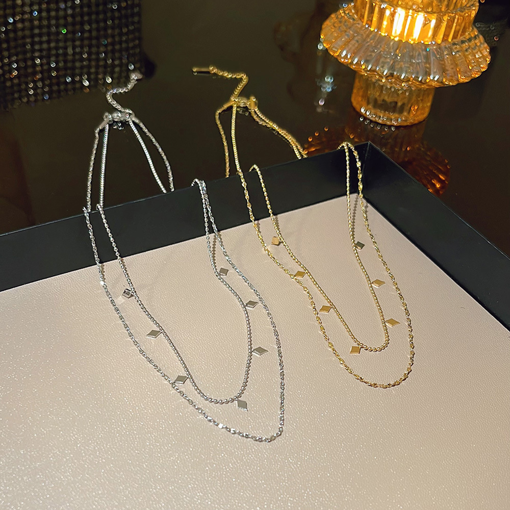 Non-fading double-layer star necklace for women, light luxury, versatile collarbone chain, neck chain, niche design, simple sweater chain accessory details Picture