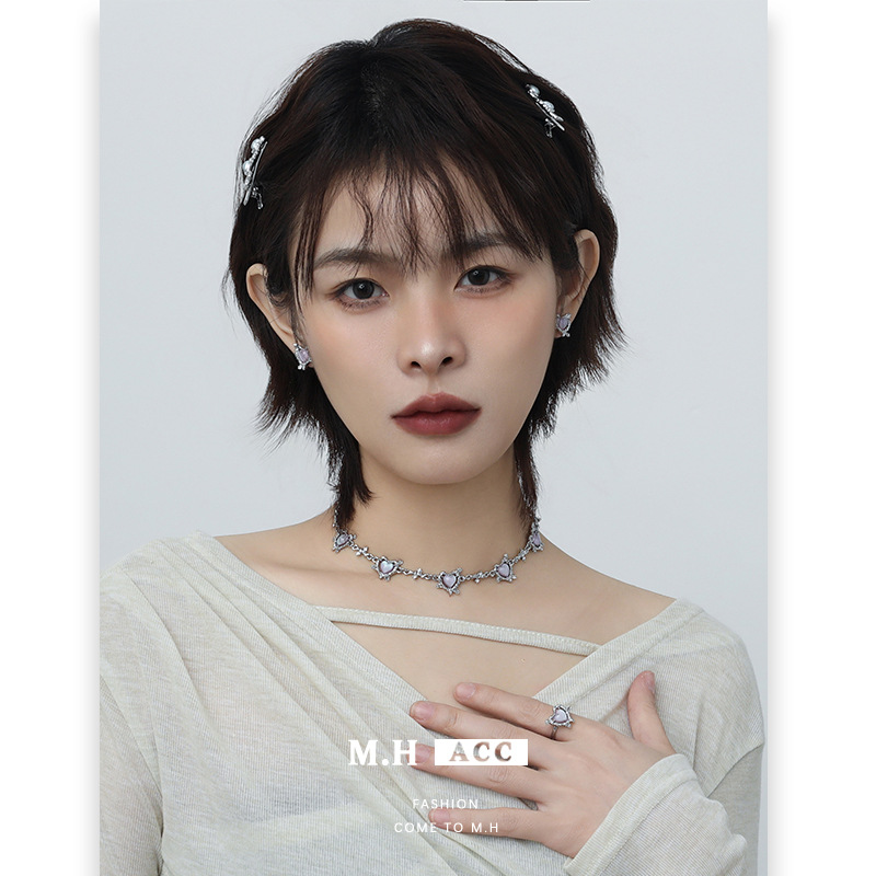 The light purple heart-shaped pearl necklace exudes an elegant and high-end touch for women in summer. The collarbone chain is a versatile and trendy accessory for sweet girls on Instagram Specification drawing