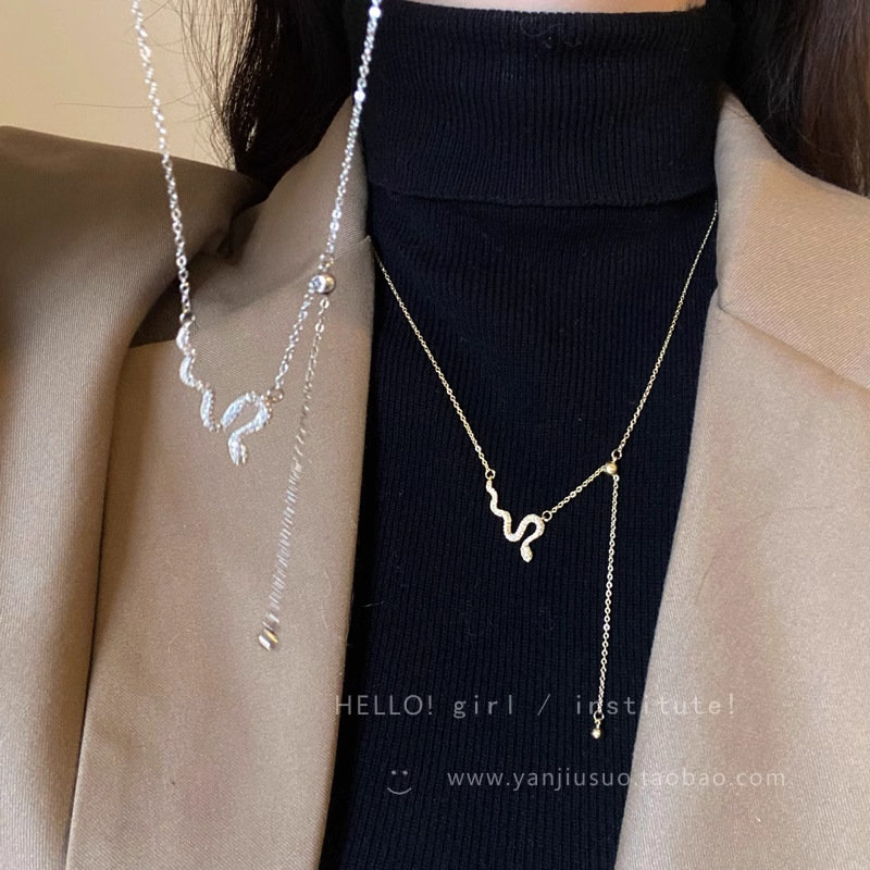 Limited Edition Spring and Summer fringe necklace for the Year of the Snake, a light luxury and niche collarbone chain for women, with a choker vibe full figure