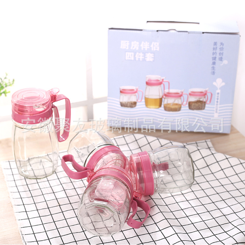 Kitchenware glass oil pot seasoning jar five-piece set, seasoning bottle control oil pot two-four-piece set gift Application Scenario