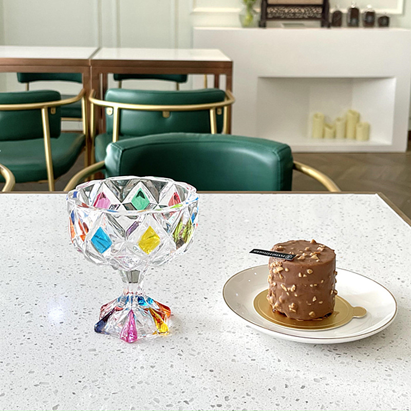 Hand-painted colored glass cups by Internet celebrities, transparent ins ice cream cups, Italian retro pudding dessert cups, yogurt cups Specification drawing