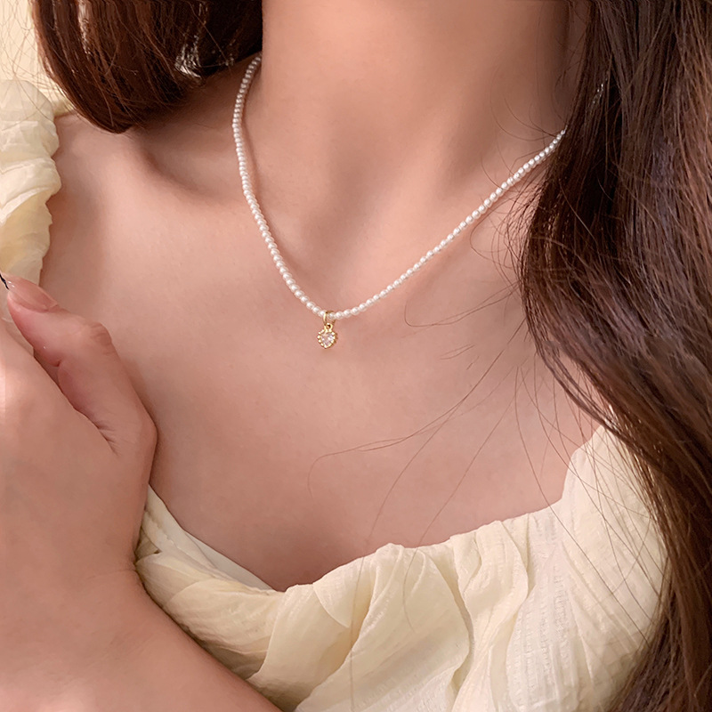 High-brightness glass zircon pearl heart-shaped necklace, feminine collarbone chain, summer niche and simple design necklace wholesale Specification drawing