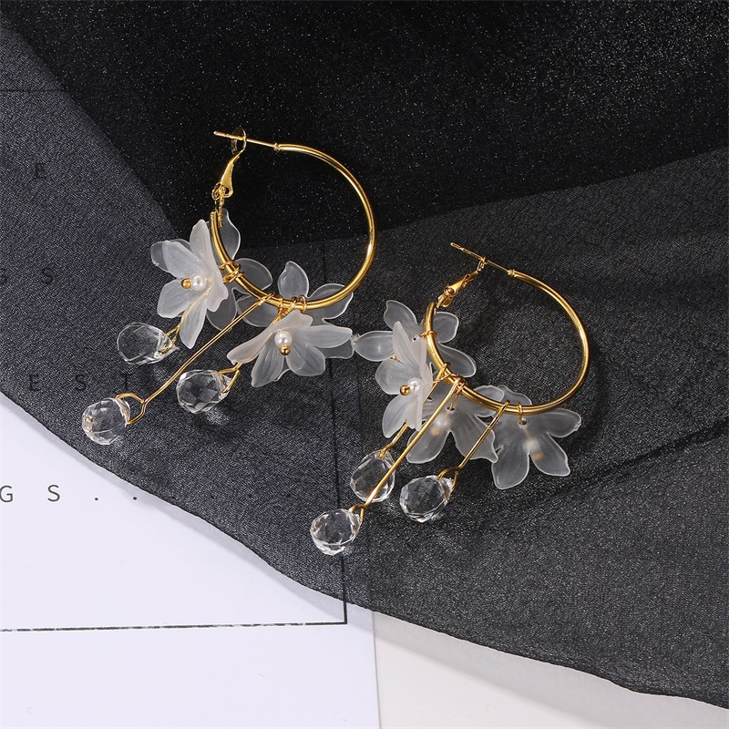 New Korean version of fashionable crystal flower earrings, versatile and elegant fairy stud earrings, Dongdaemun jewelry from South Korea Specification drawing