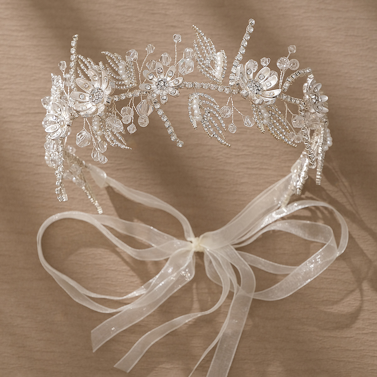 New Chinese-style Xiuhe ancient-style hair accessory, women's forest-themed floral crystal handcrafted headband, versatile braided water diamond bridal hair band details Picture