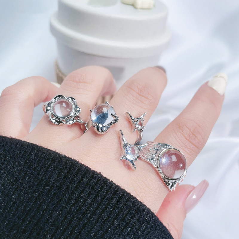 A light luxury irregular starlight pleated texture open ring, a simple and elegant moonstone, sweet and cool index finger ring for women Specification drawing