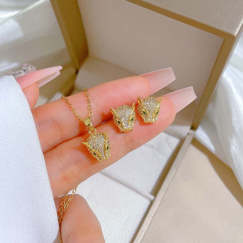 【 Titanium Steel 】 Leopard Head Full Diamond Necklace and earrings Set, Light luxury, slightly inset, personalized and elegant banquet earrings and necklaces combination full figure