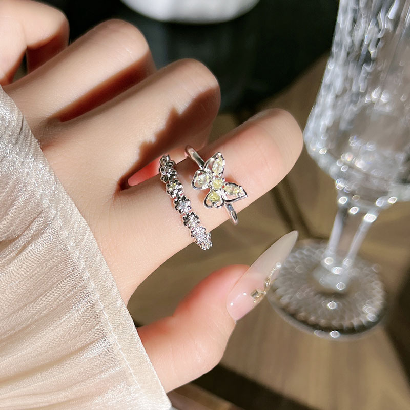 Simple and daily sweet yellow diamond butterfly opening ring for women, a unique summer atmosphere, fashionable and cold style ring trend details Picture