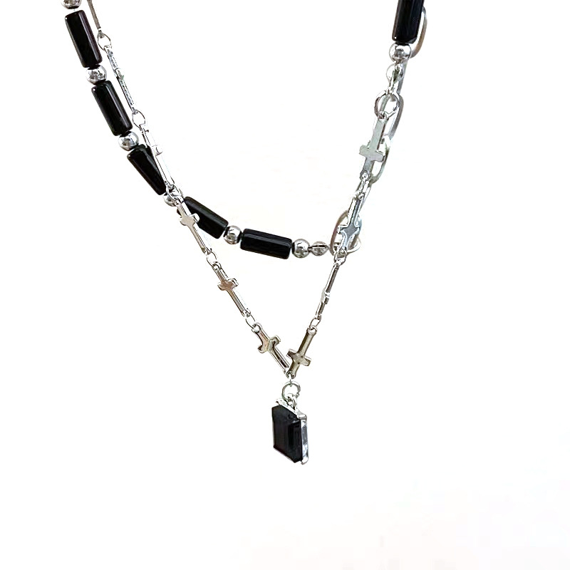 A double-layered black stone cross-shaped pendant necklace with a unique design sense for women, a collarbone chain and neck Item Picture